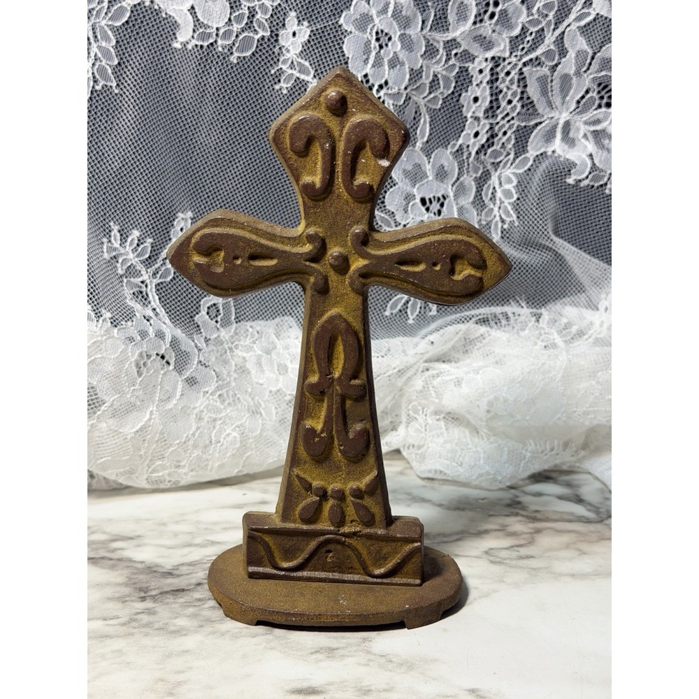 Cast Iron Table Top Mantle Cross Free Standing Gothic 7" x4" (2989)